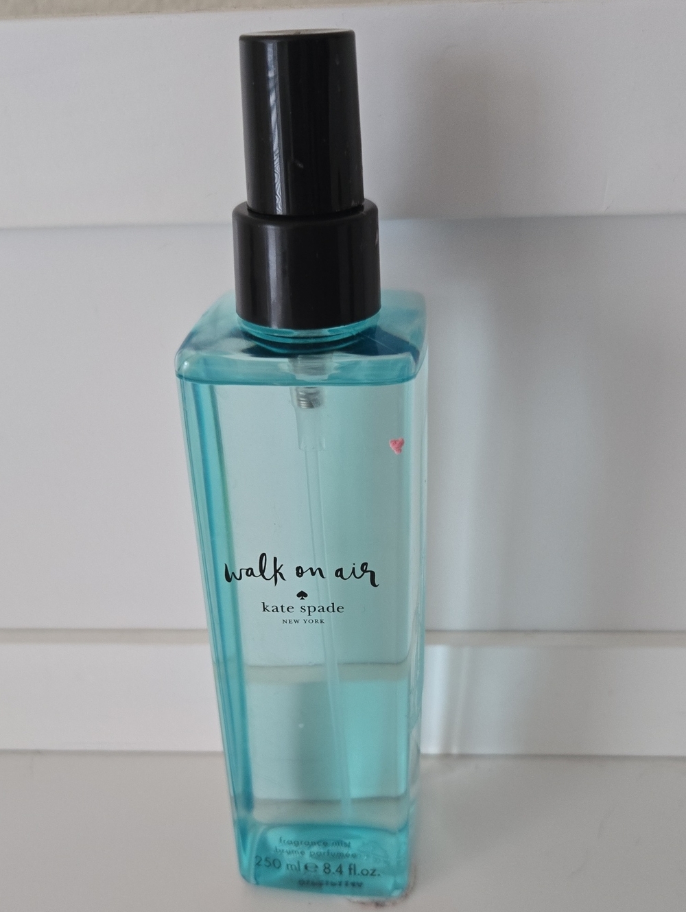 Kate spade fragrance mist walk on air  8.4 Oz Nwt